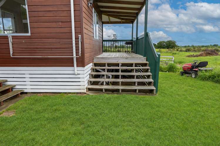 7  &  7A Stirling Street Te Aroha_32