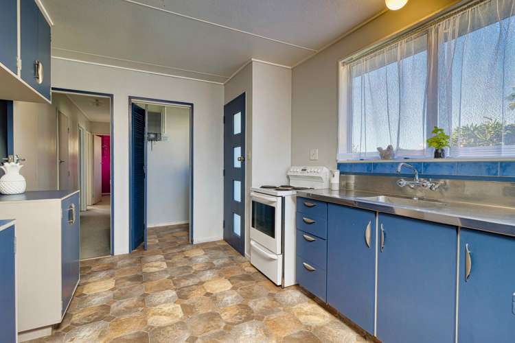 44 Livingstone Road Flaxmere_13