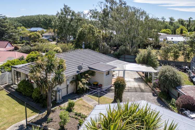 5 Collins Drive Waikuku Beach_12