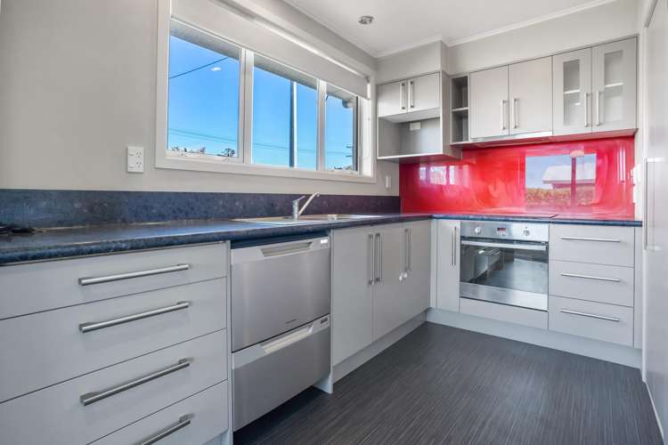 44 Dejoux Road Winton_2