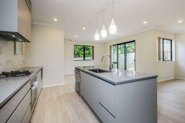 24C Tui Crescent Manurewa_7