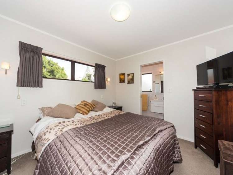 12b Redoubt Road Goodwood Heights_11