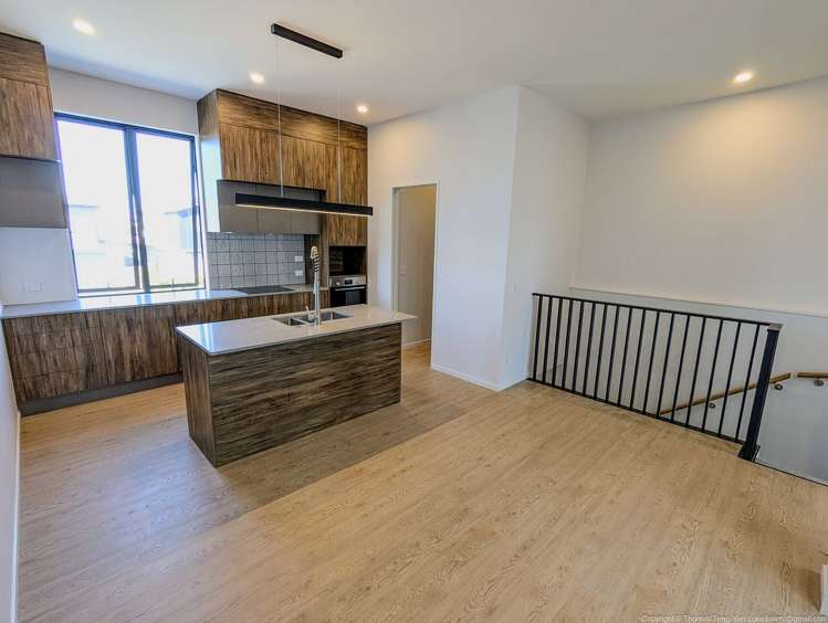 65 Bearing Parade Long Bay_2