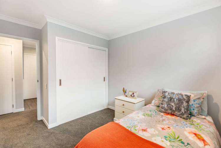 105/30 Bob Robertson Drive Woodend_5