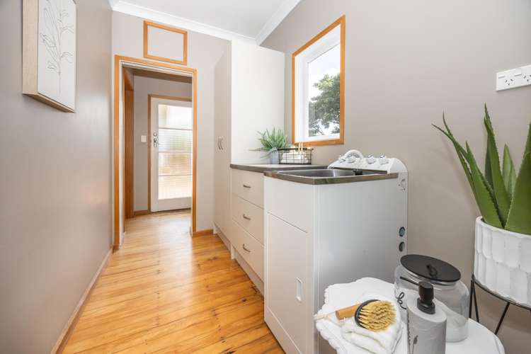 174 Fox Street Hamilton East_19