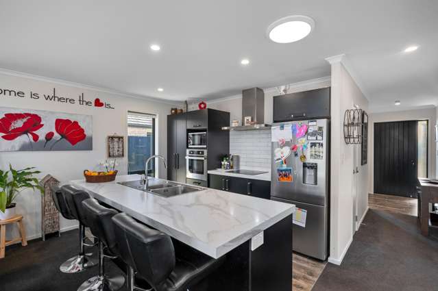 11 Eastbank Drive Katikati_2