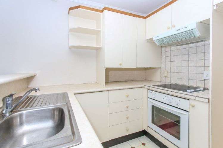 6/2 Thatcher Street Mission Bay_7