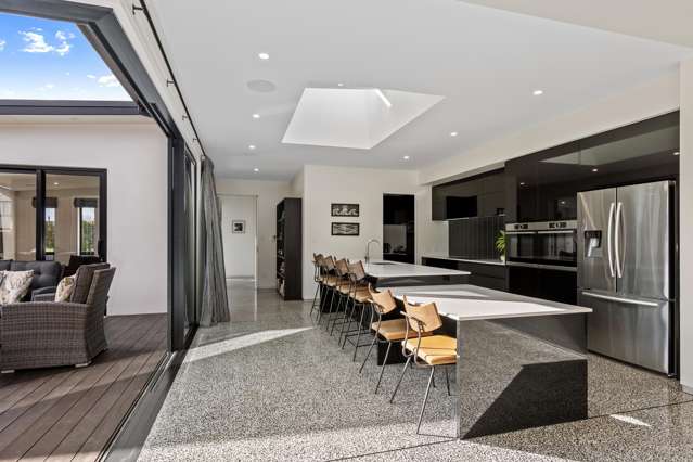 13 Carnaveron Drive Lincoln_3