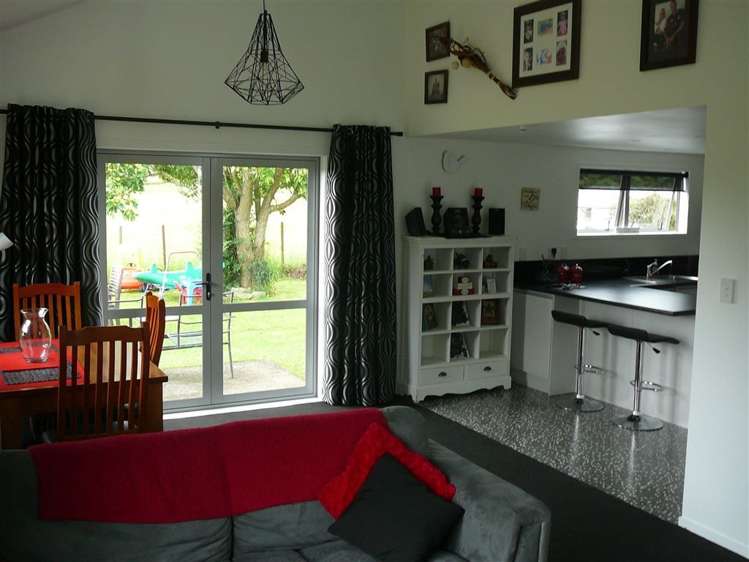 26b Washington Square Paeroa_6