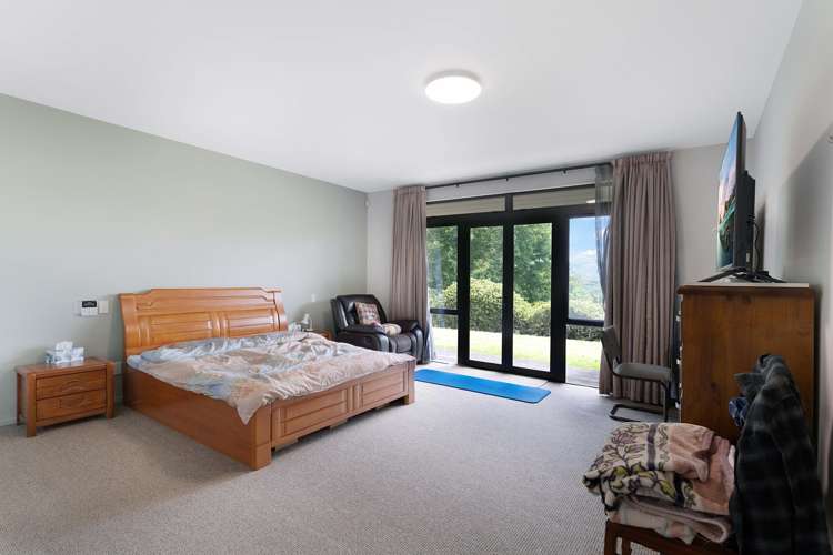 493 Whitford Road Whitford_9