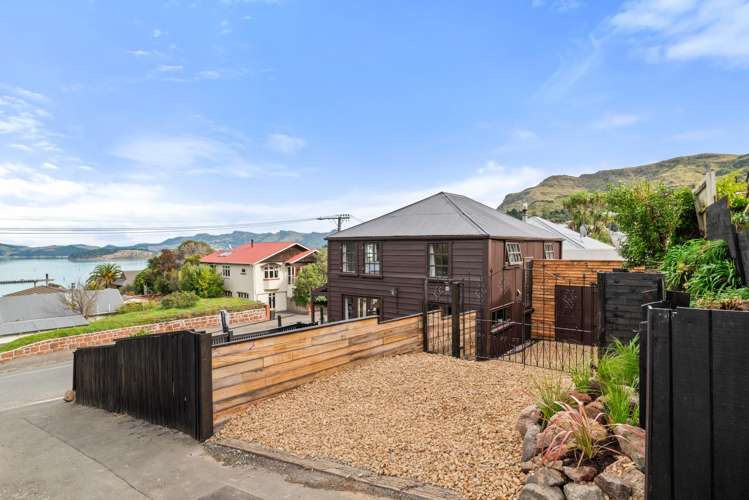 2 Ripon Street Lyttelton_32