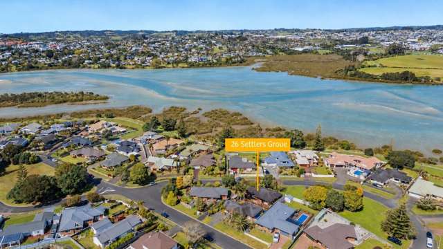 26 Settlers Grove Orewa_4