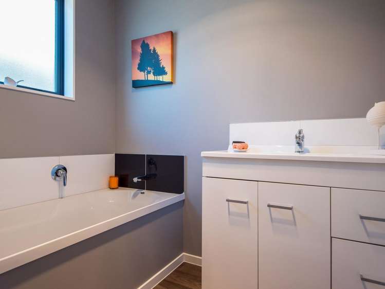 18a Ellis Avenue Mount Roskill_21