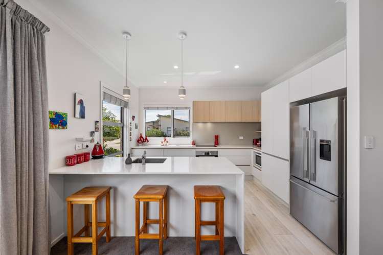 18 Corsair Crescent Burleigh_3