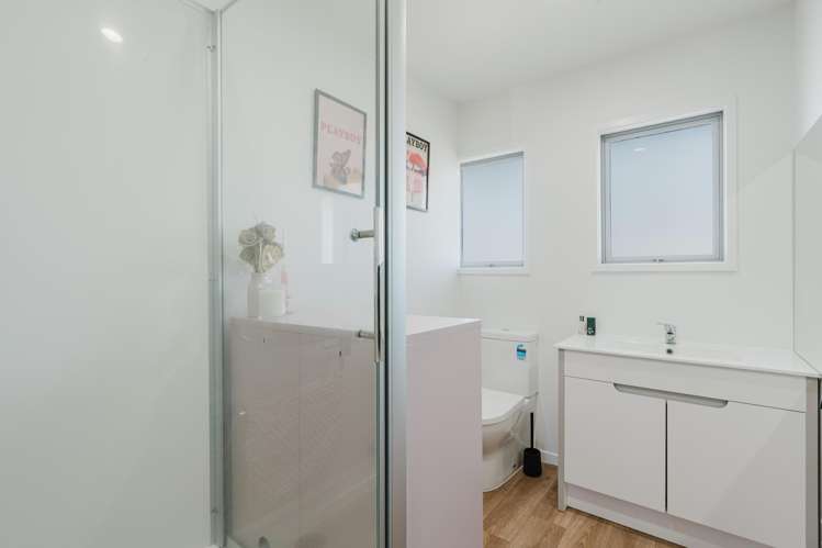 2/10 Avon Street Frankton_9