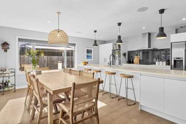 10 Snowberry Street_4