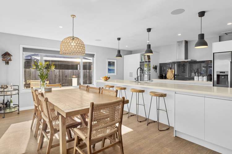 10 Snowberry Street Albert Town_4