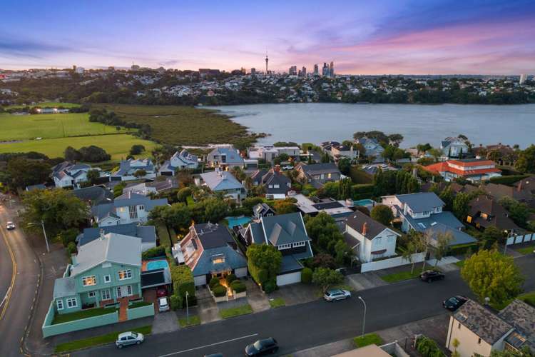 4 Burwood Crescent Remuera_23