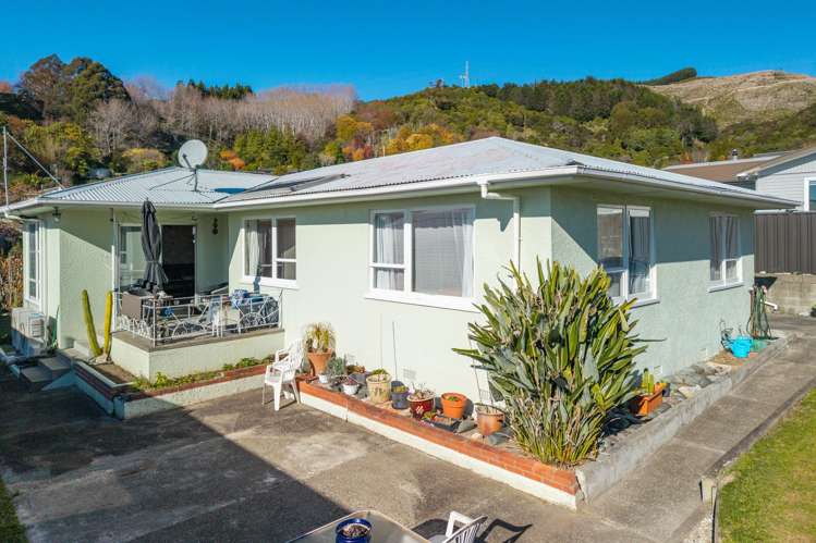 36 Churchill Avenue_5