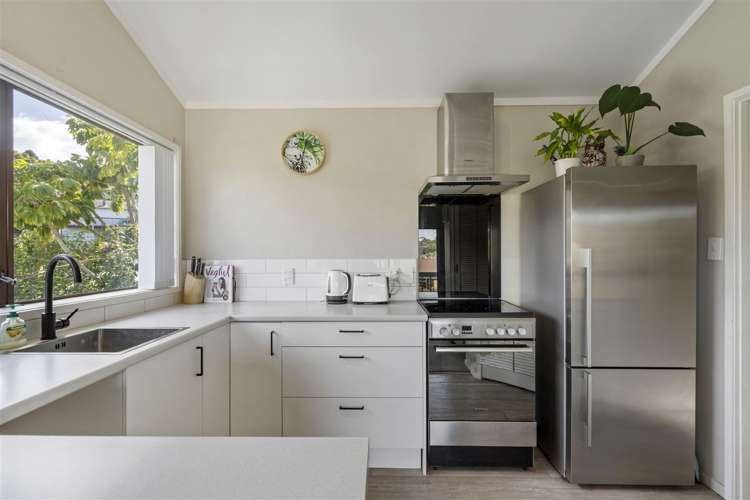 1/7 Newstead Avenue Browns Bay_1