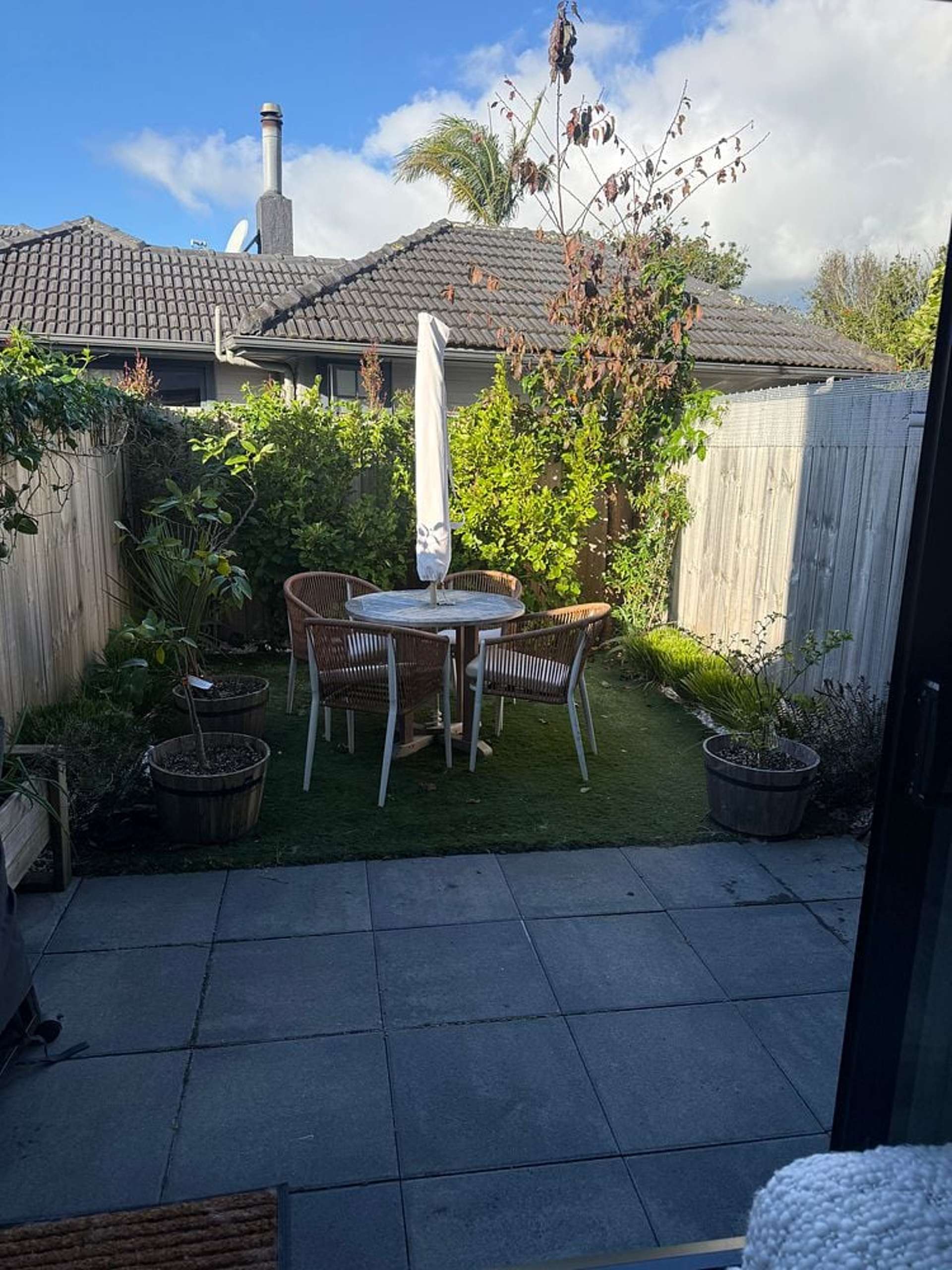 4/20 Moor Avenue Te Atatu Peninsula_0