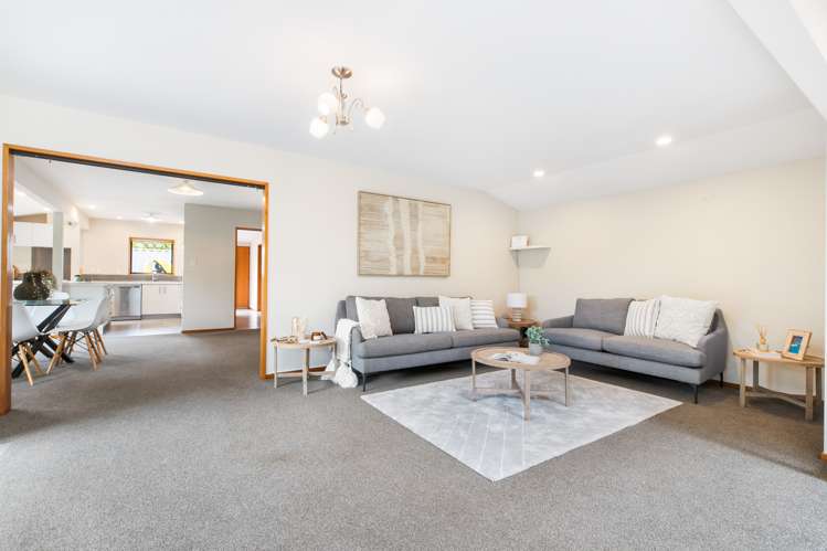 82 Chartwell Street Burwood_14