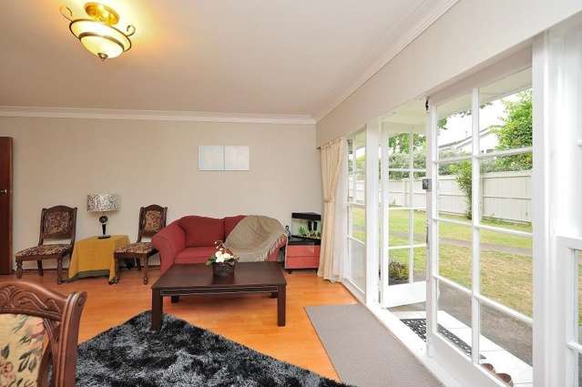 2/37a Disraeli Street Mount Eden_1