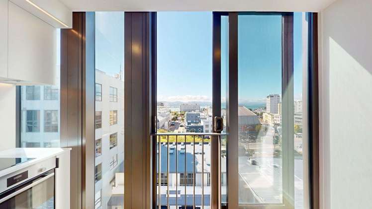 602/10 Alpha Street 2185_1