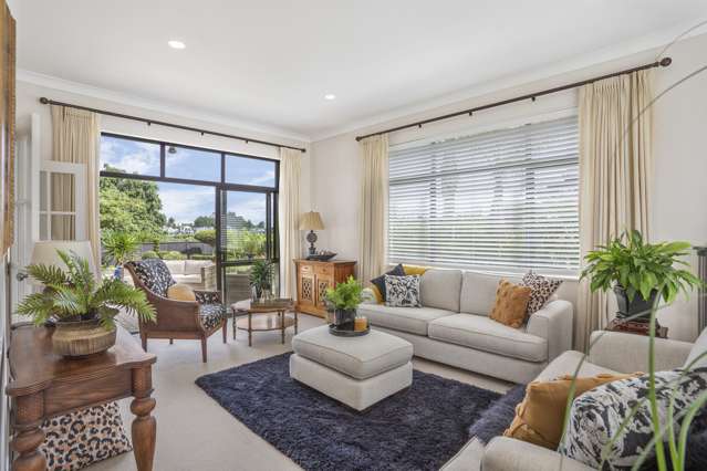 99 Pine Harbour Parade Beachlands_2