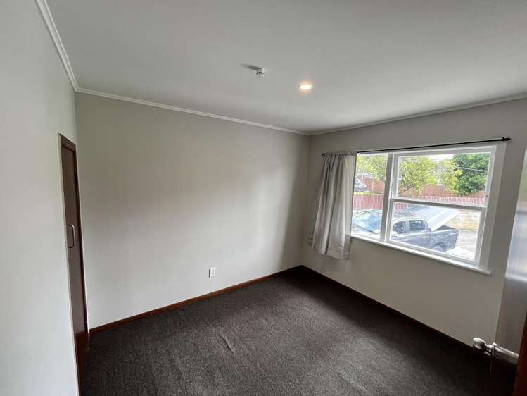 2 Kelston Street New Lynn_8