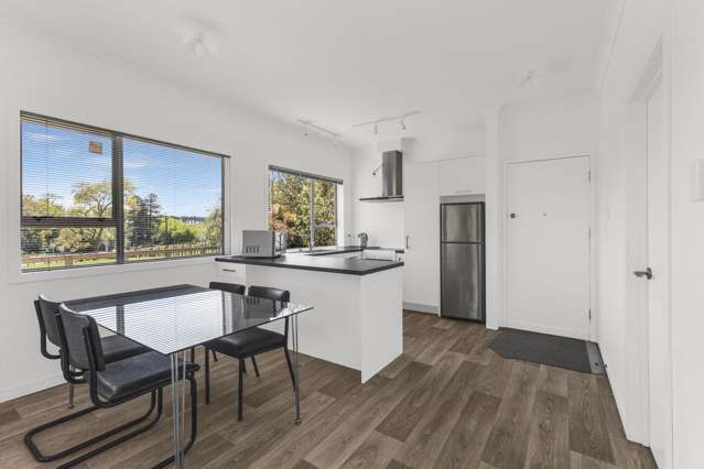 194 Tarata Road Inglewood_3