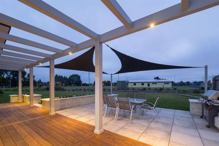 8c Goldrich Grove Netherby_15