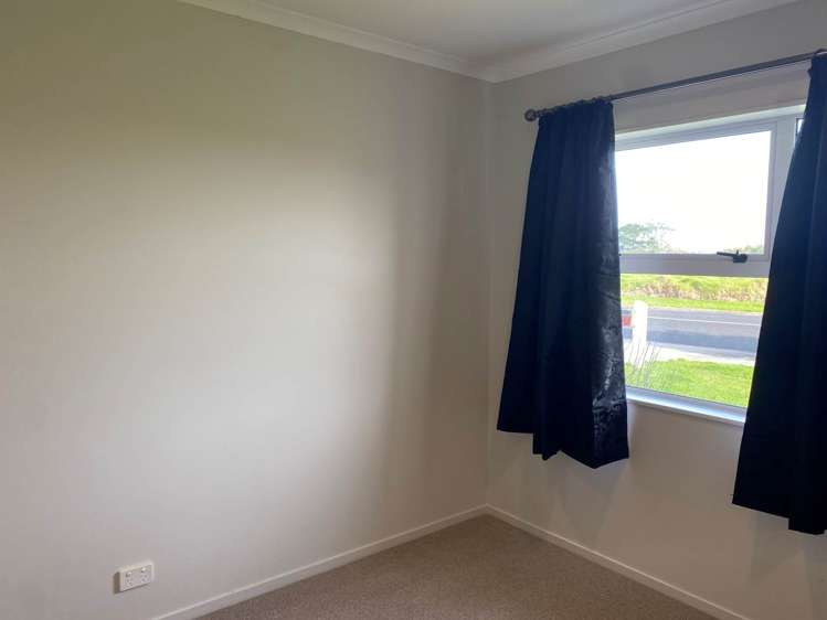 5 Manene Street Wattle Downs_5