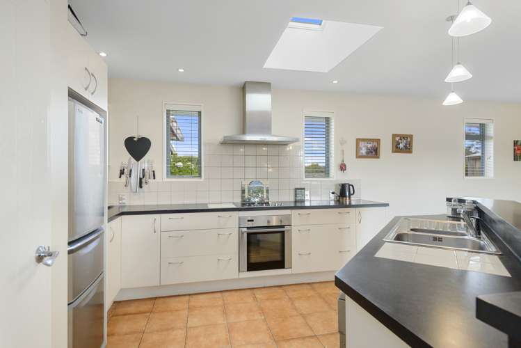 84 Stott Drive Darfield_5