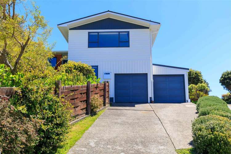27 Fairburn Grove Johnsonville_20