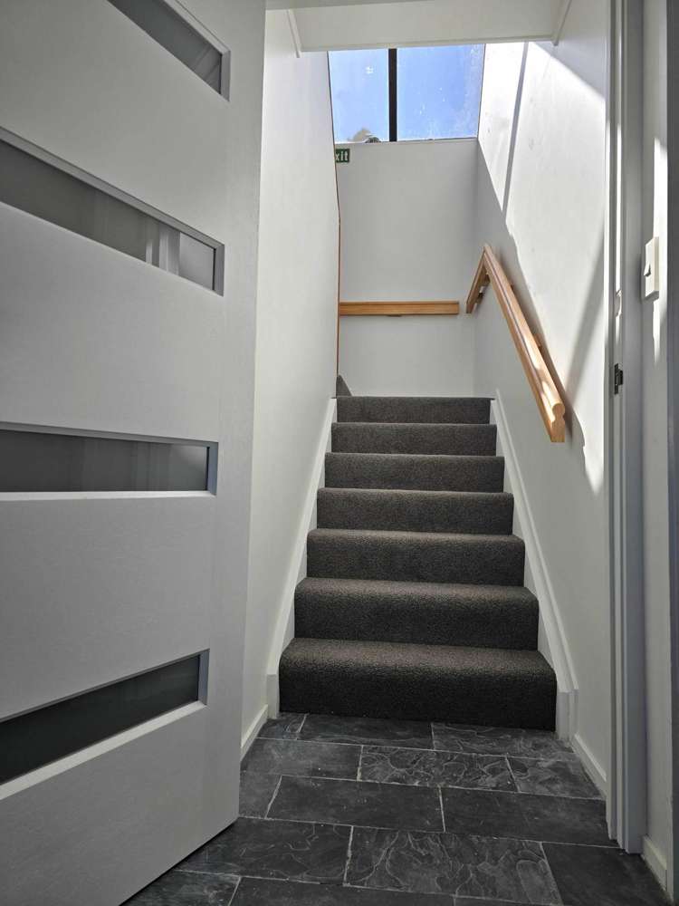 Unit F/150 Bank Street Kensington_16