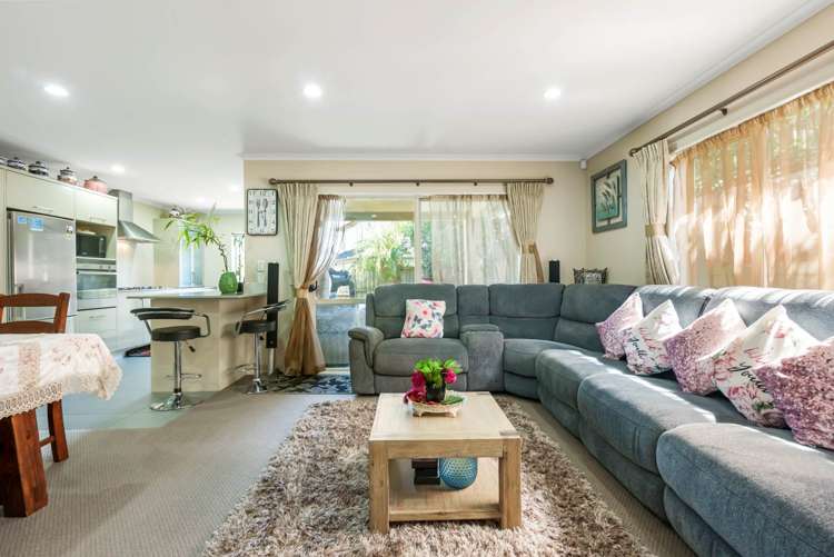 29 Seresin Crescent Flat Bush_10