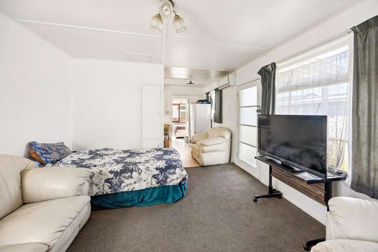 50 Taylor Road Mangere Bridge_15