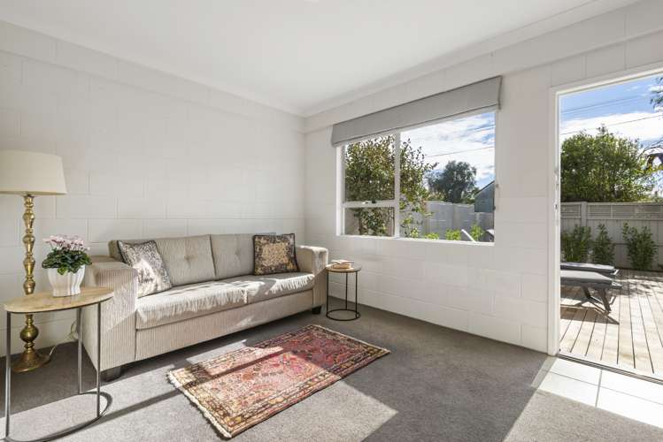 1/33 Eversleigh Road Belmont_17