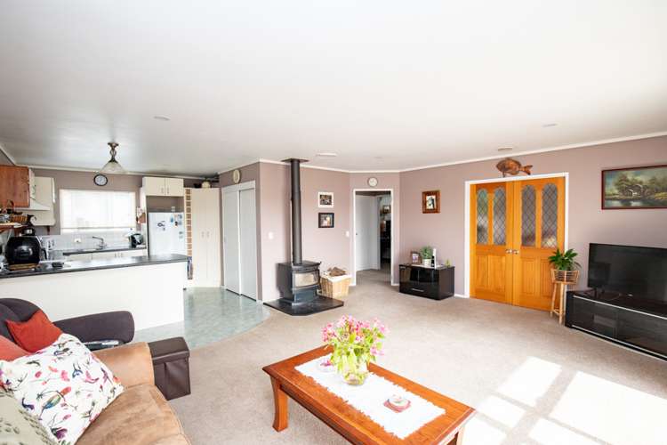 41 Pipiroa Road Ngatea_1