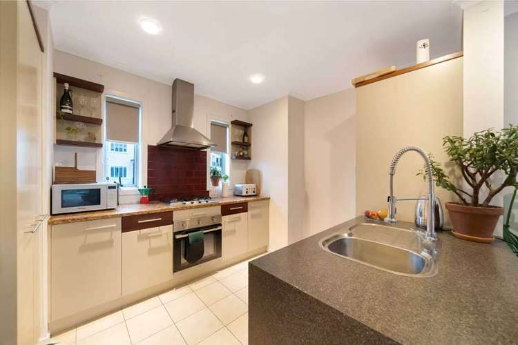 38/218 Green Lane West Epsom_9