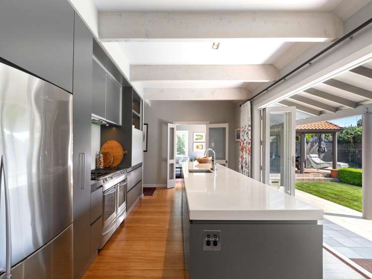 247 Devonport Road Tauranga Central_16