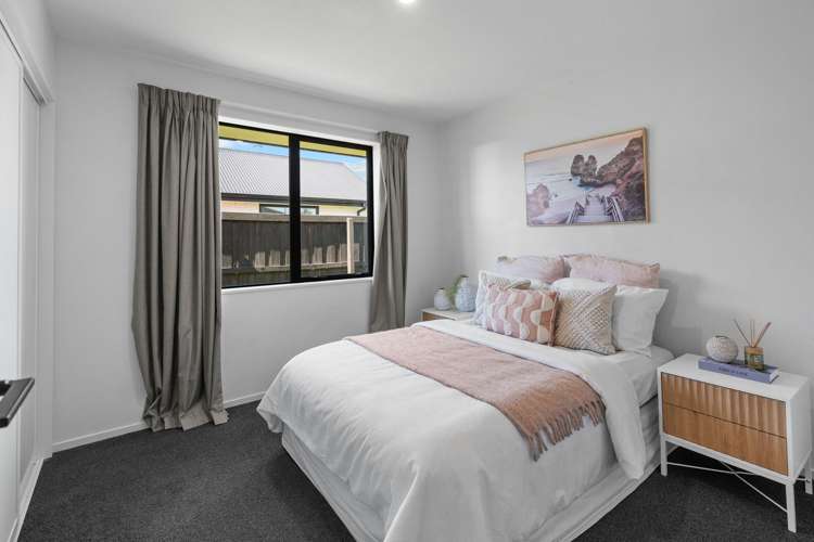 5 Roles Way Rolleston_13