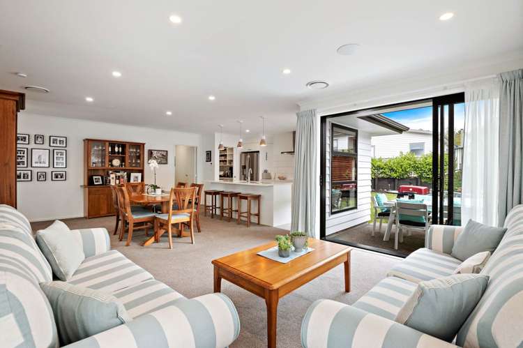 14 Papa Orchard Drive Kumeu_12