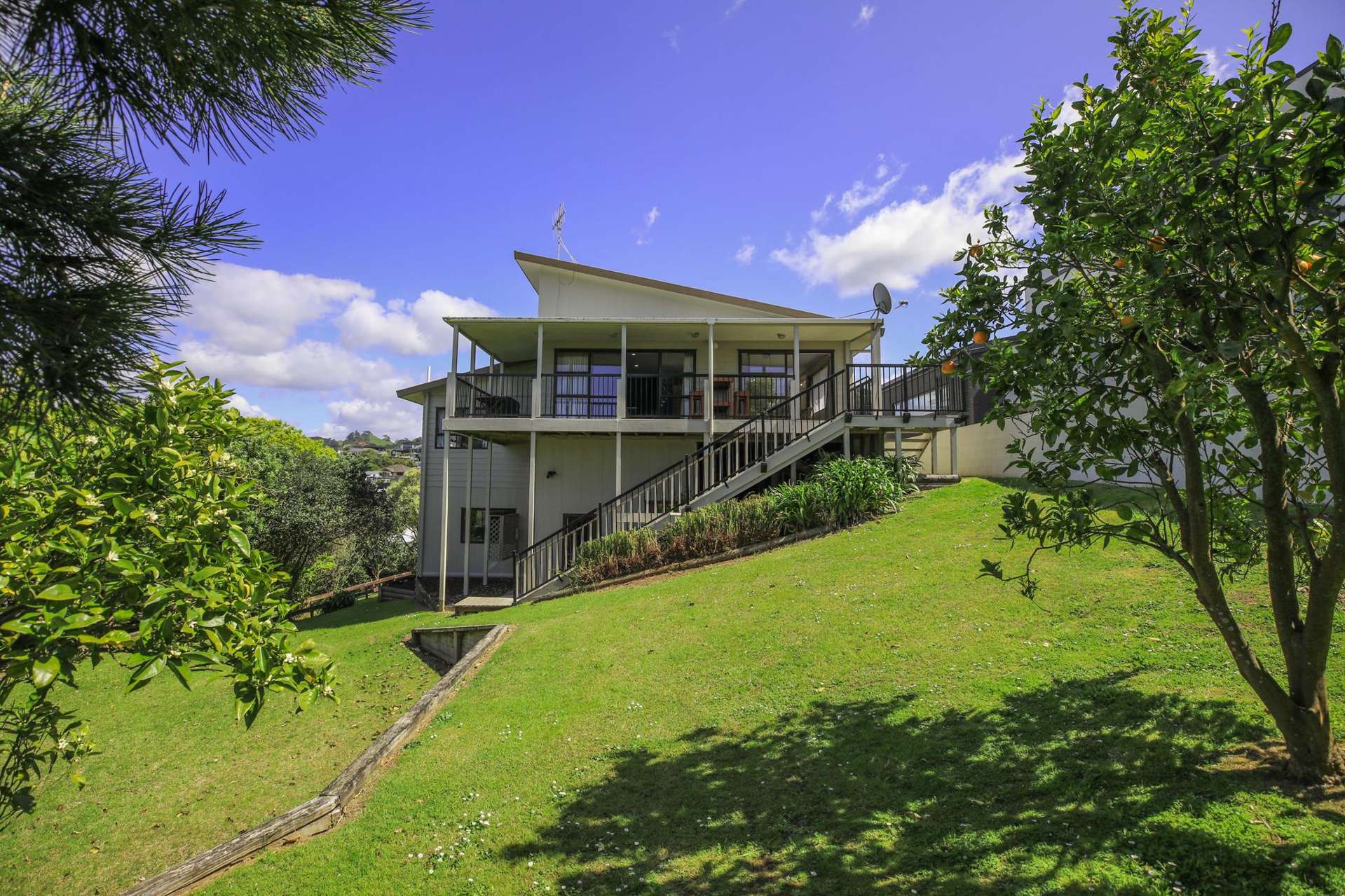2 Mayor View Terrace Waihi Beach_0