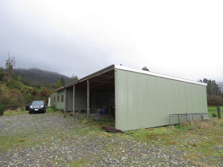 136 Charming Creek Road Seddonville_10