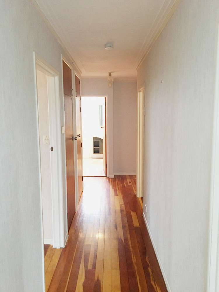 2 Pamela Place New Lynn_9