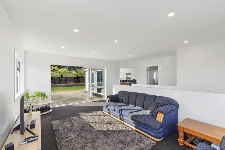 85 Redvers Drive Belmont_10