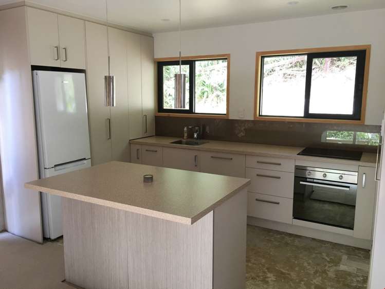 41 Cochrane Avenue Arkles Bay_0