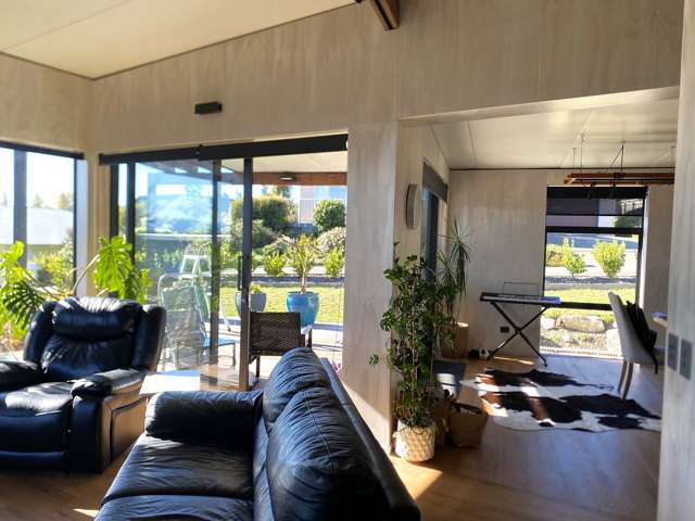 218 The Ridgeway Stoke_3